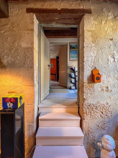 Image No.14-3 Bed House for sale