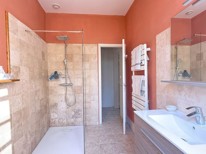 Image No.20-Propriété de 5 chambres à vendre à Montréal