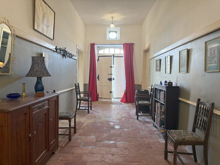 Image No.4-Propriété de 5 chambres à vendre à Montréal