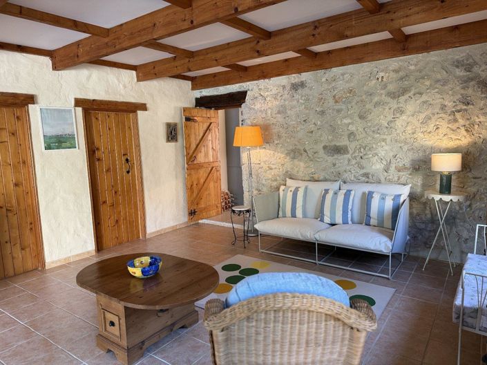 Image No.11-3 Bed House for sale