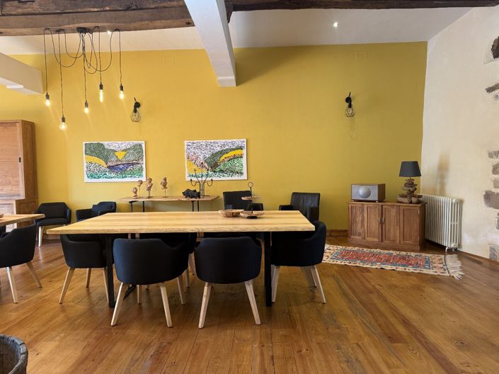 Image No.11-6 Bed Property for sale