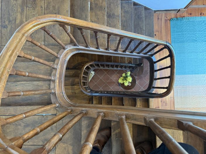 Image No.14-6 Bed Property for sale