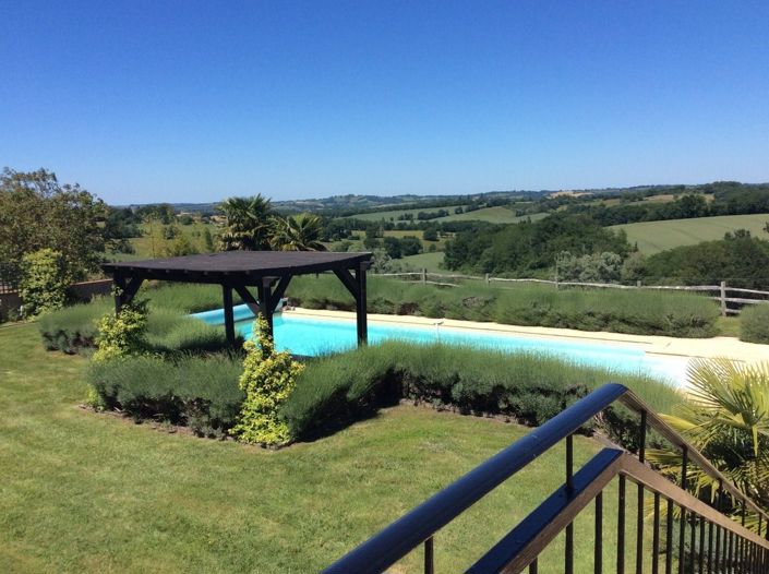 Image No.3-6 Bed Property for sale