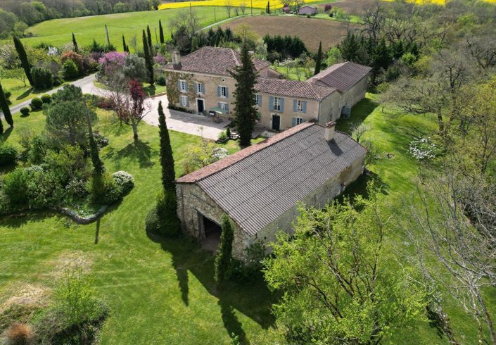 Image No.4-6 Bed Property for sale