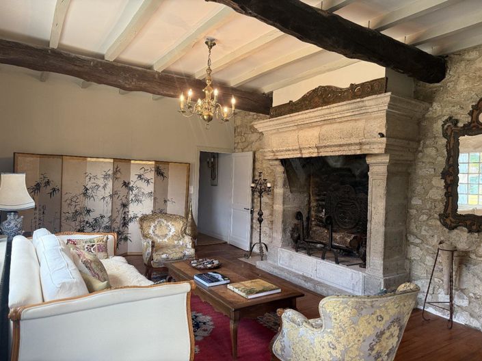 Image No.12-4 Bed House for sale