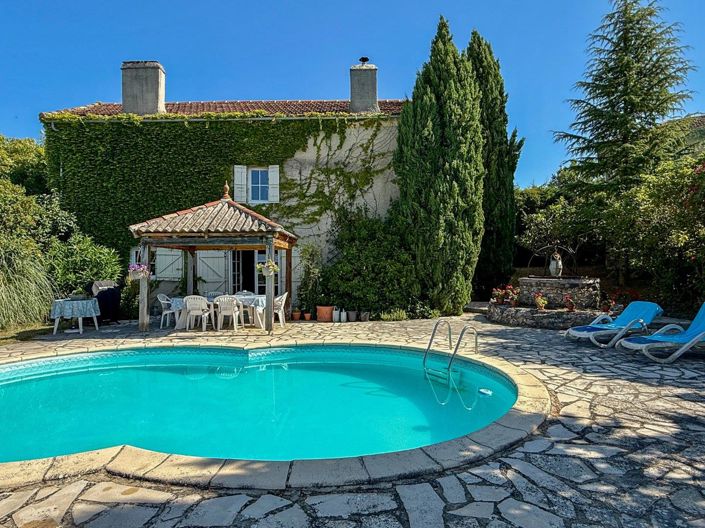 Image No.2-3 Bed House for sale