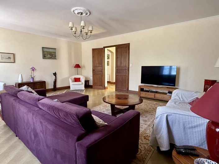 Image No.8-House for sale