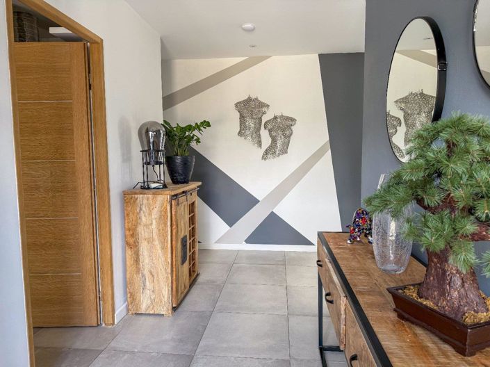 Image No.3-4 Bed Property for sale