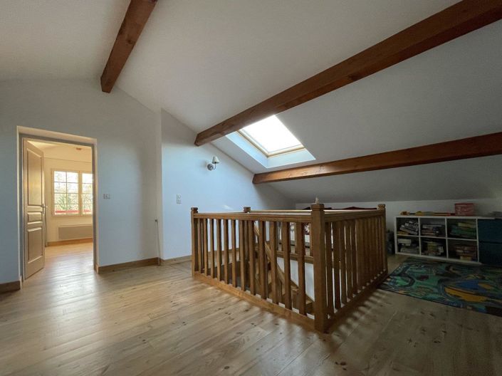 Image No.13-6 Bed House for sale