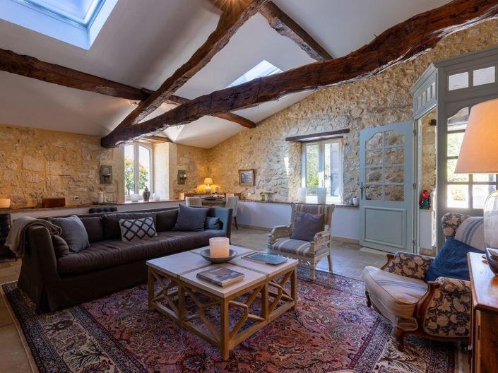 Image No.5-9 Bed House for sale