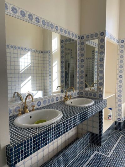 Image No.13-6 Bed Property for sale