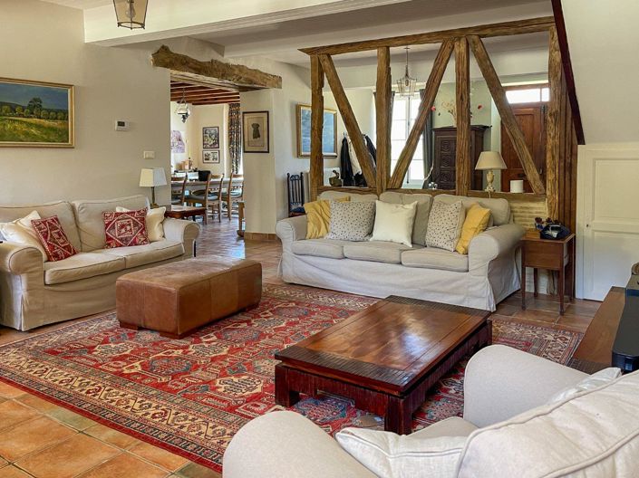 Image No.8-4 Bed Property for sale