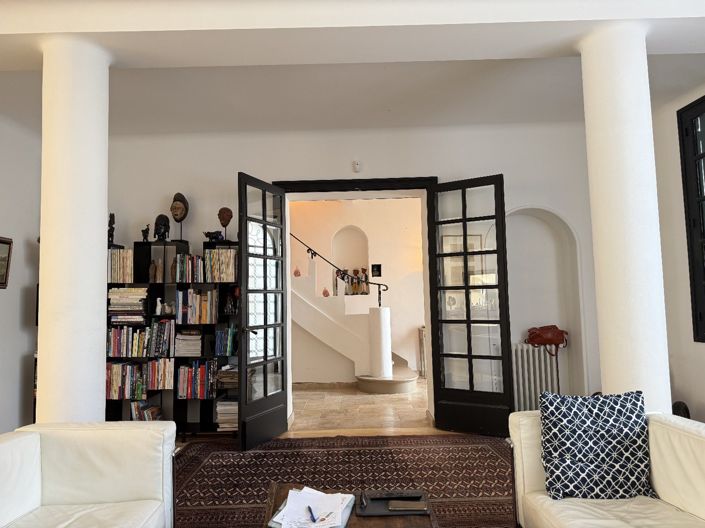 Image No.6-4 Bed House for sale