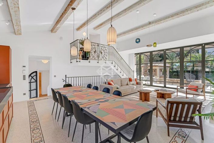 Image No.3-5 Bed House for sale