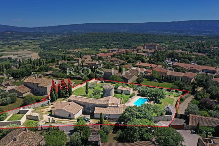 Image No.2-Maison de 5 chambres à vendre à Gordes