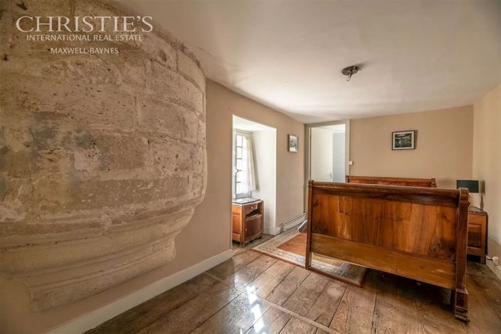 Image No.36-14 Bed House for sale