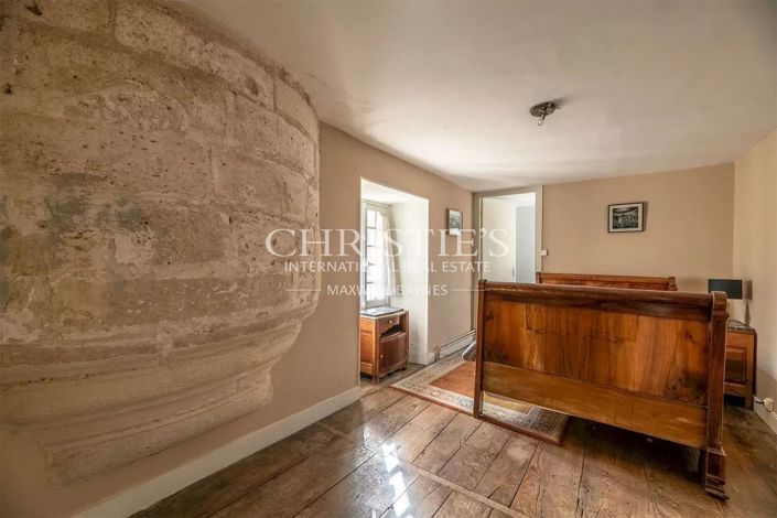 Image No.48-14 Bed House for sale