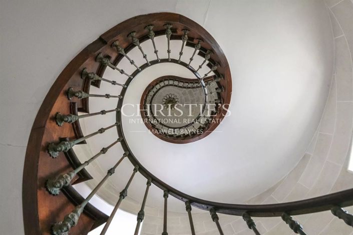 Image No.54-14 Bed House for sale