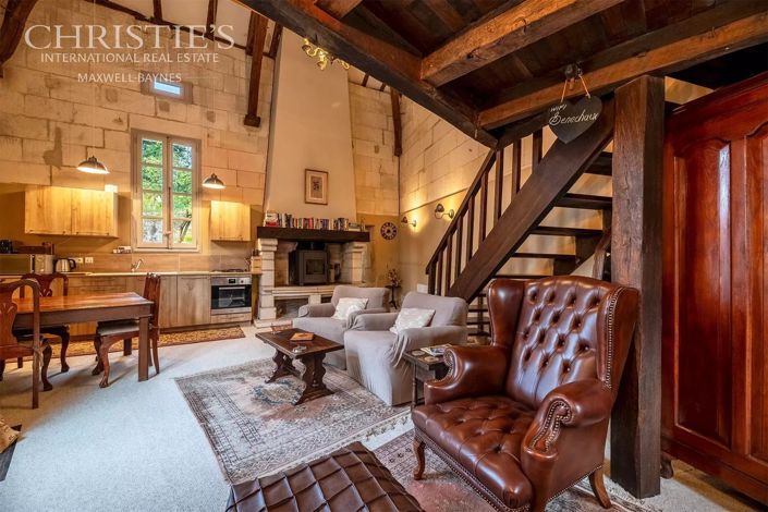 Image No.60-14 Bed House for sale