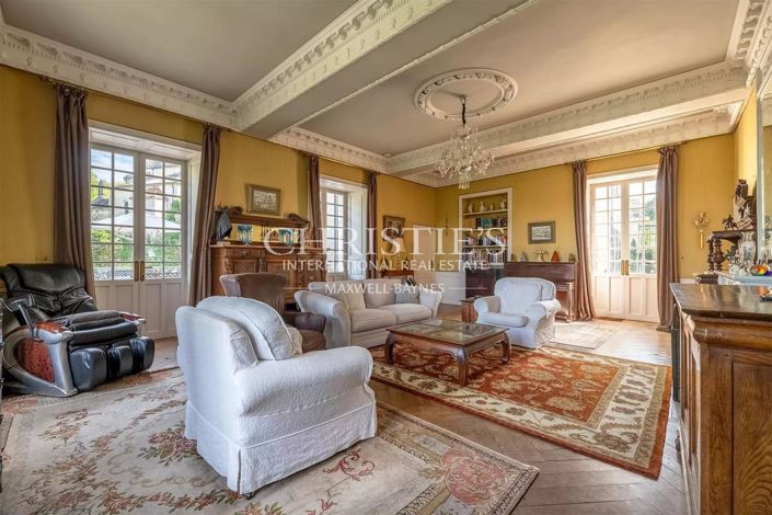 Image No.9-14 Bed House for sale