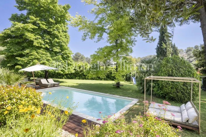 Image No.5-5 Bed House for sale