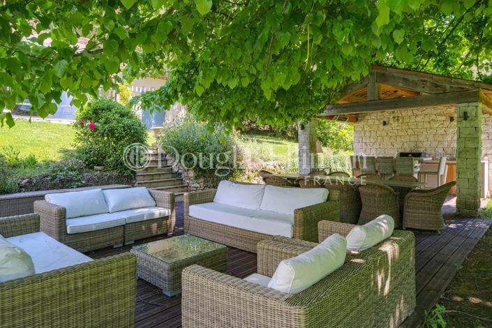 Image No.5-5 Bed House for sale
