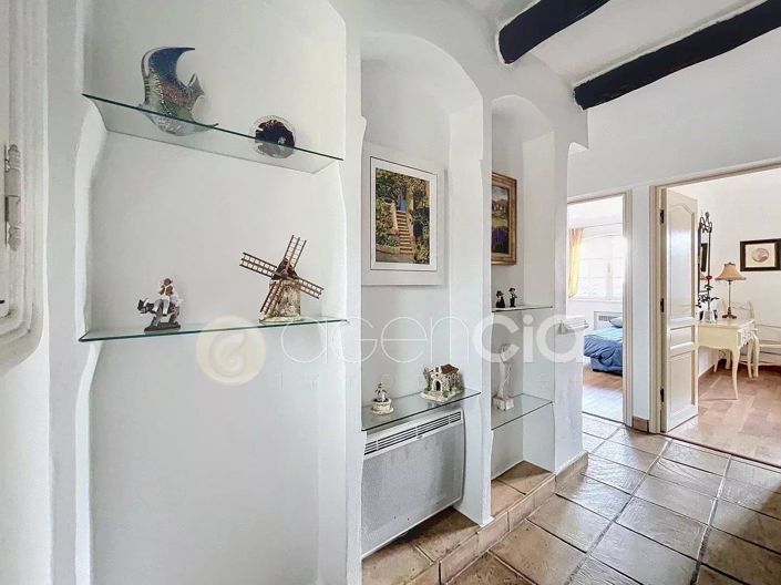 Image No.17-4 Bed House for sale