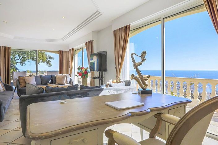 Image No.13-8 Bed House for sale