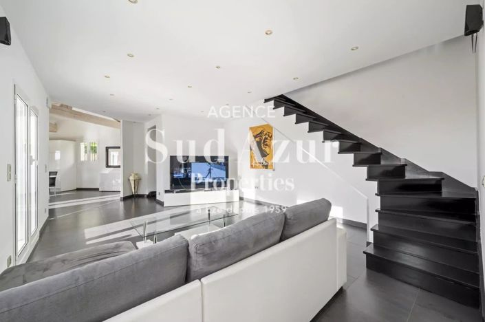 Image No.14-House for sale