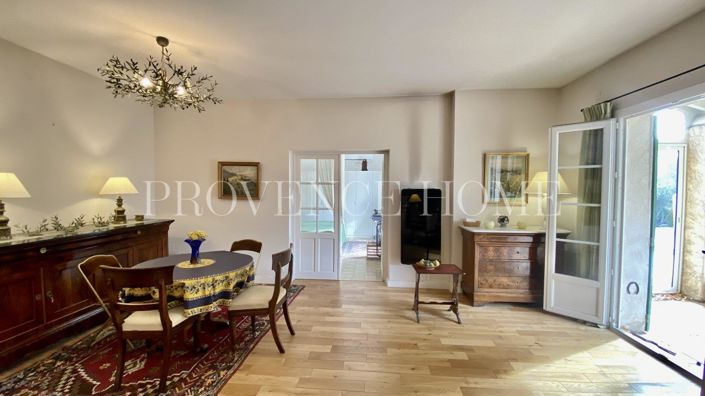 Image No.14-3 Bed House for sale