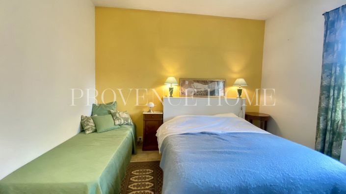 Image No.15-3 Bed House for sale