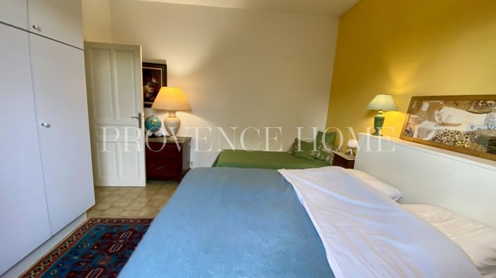 Image No.16-3 Bed House for sale