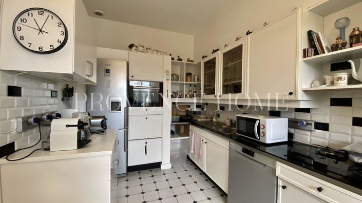 Image No.9-3 Bed House for sale