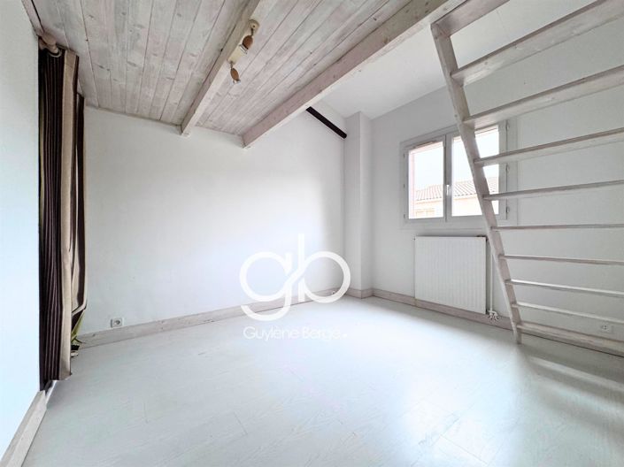 Image No.10-4 Bed House for sale