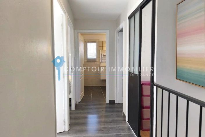 Image No.12-3 Bed House for sale