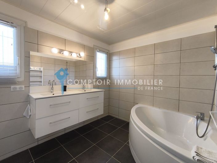 Image No.13-3 Bed House for sale