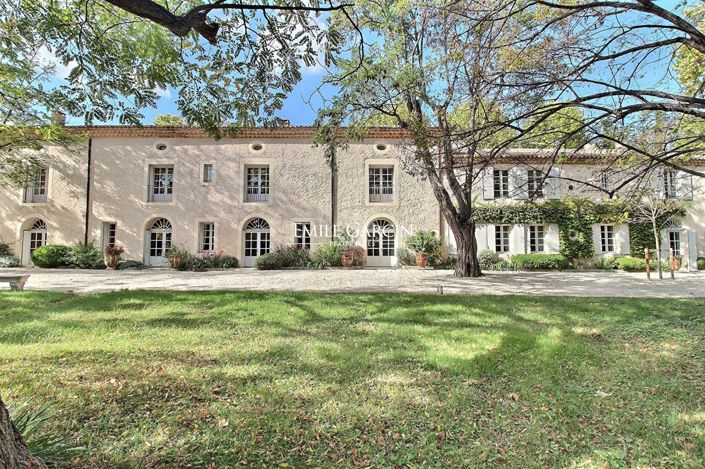 Image No.4-Propriété de 12 chambres à vendre à Nîmes