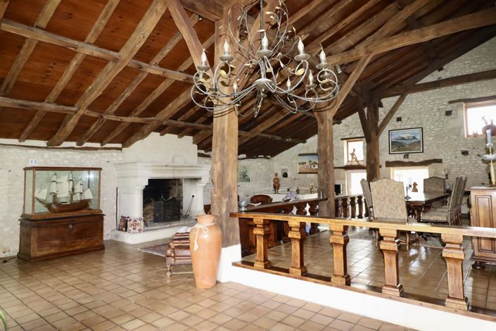 Image No.10-5 Bed House for sale