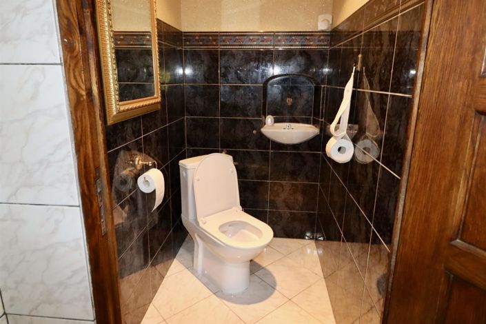 Image No.14-5 Bed House for sale