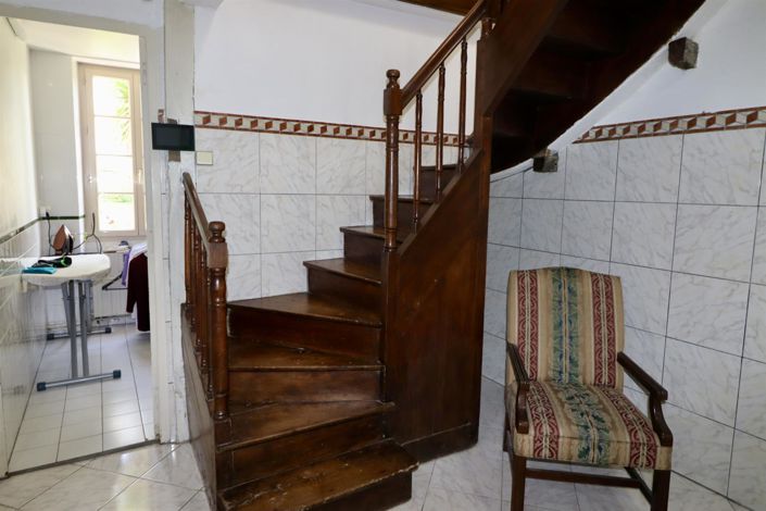 Image No.20-5 Bed House for sale