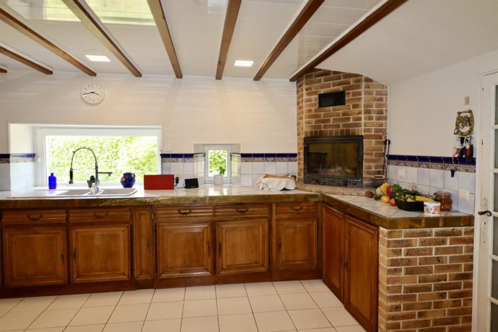 Image No.4-5 Bed House for sale