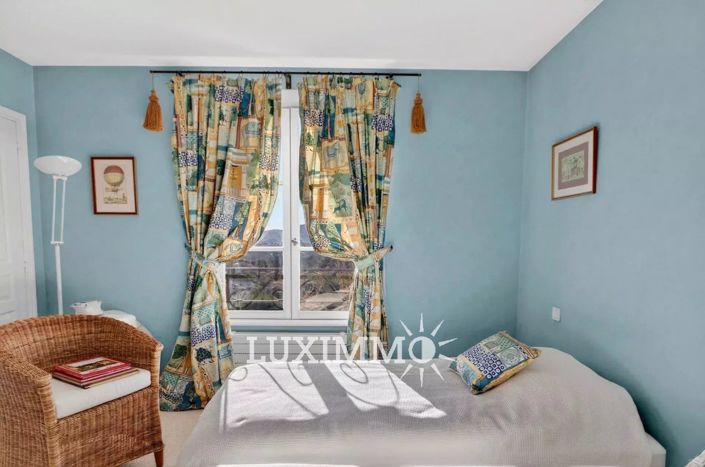 Image No.15-4 Bed House for sale