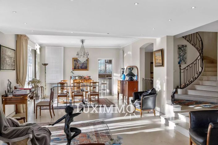 Image No.5-4 Bed House for sale