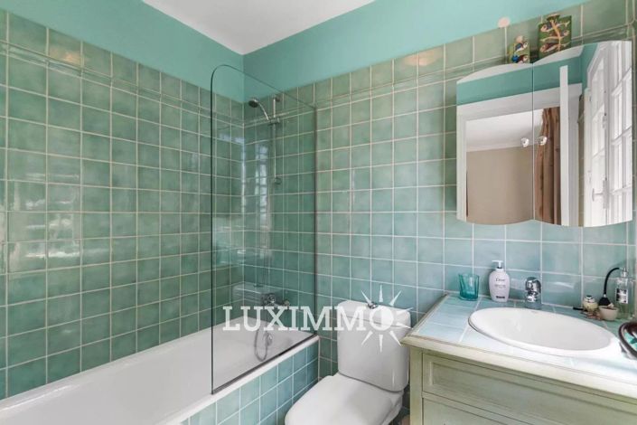 Image No.12-4 Bed House for sale