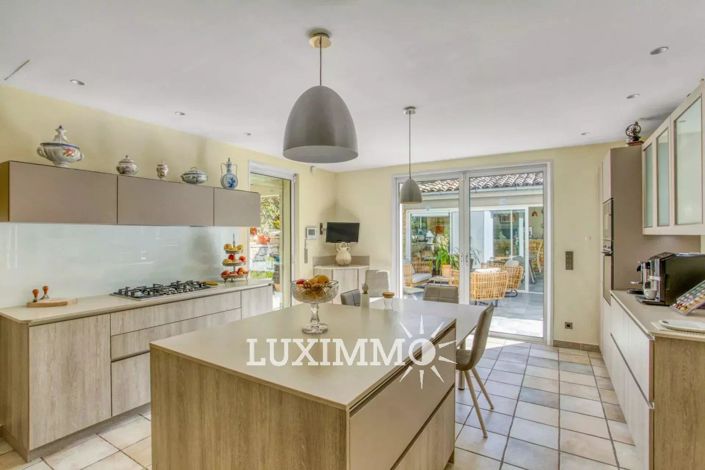 Image No.5-Maison de 5 chambres à vendre à Mougins