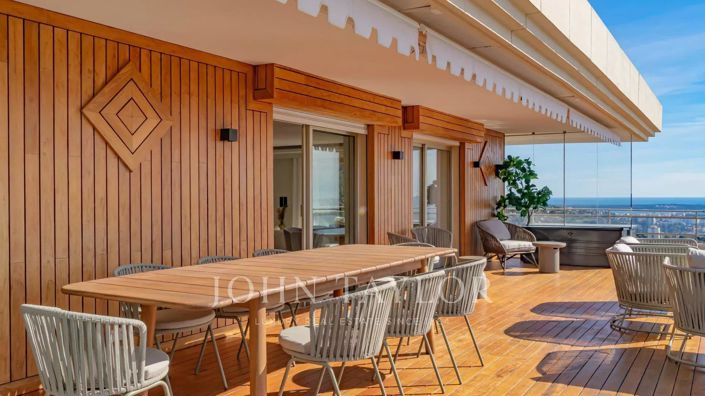 Image No.5-5 Bed Apartment for sale