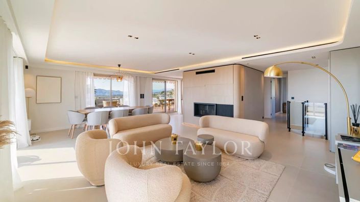 Image No.8-5 Bed Apartment for sale