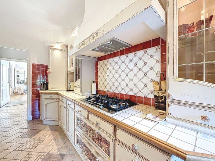 Image No.13-2 Bed Apartment for sale