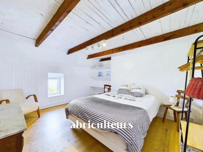 Image No.11-5 Bed House for sale