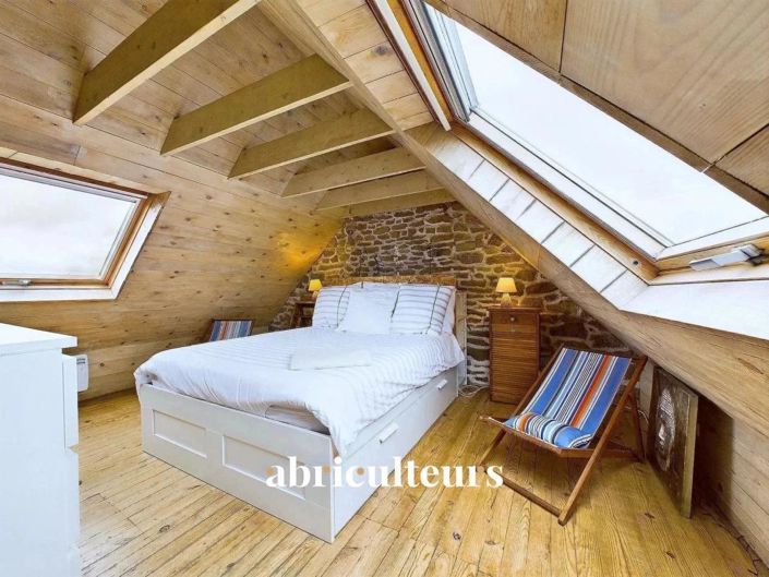 Image No.13-5 Bed House for sale